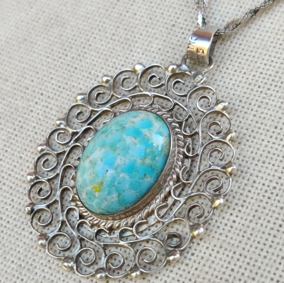 Vintage sterling silver braided necklace with turquoise Hubble glass pendant - Picture 6 of 9